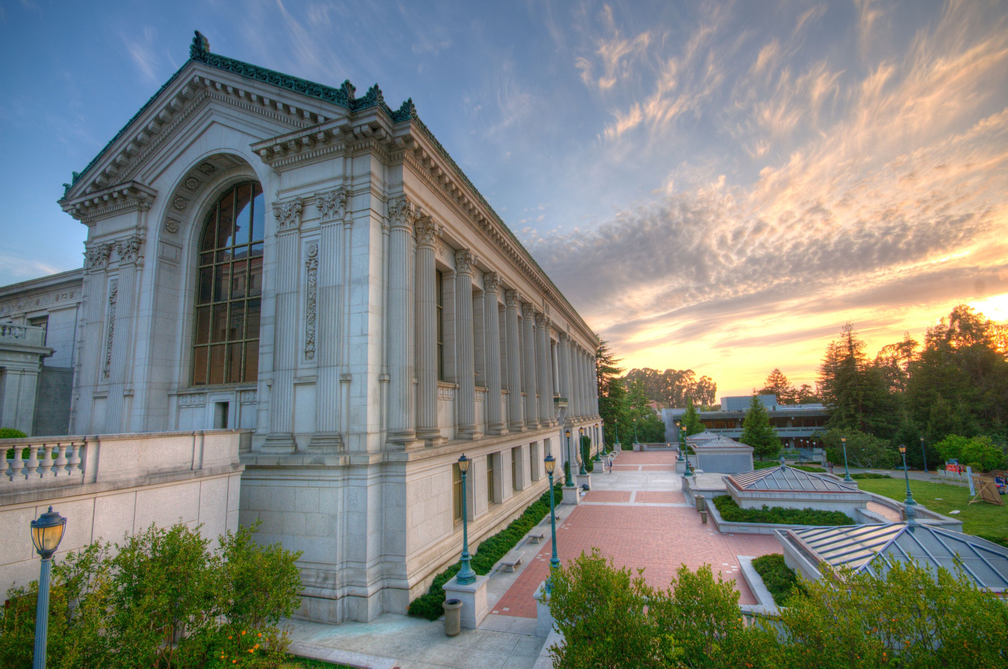 best creative writing colleges on the west coast