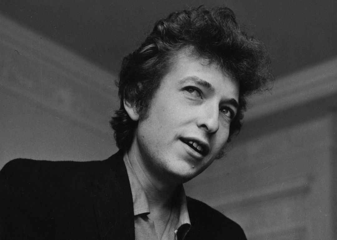 Black and white portrait of Bob Dylan in 1965