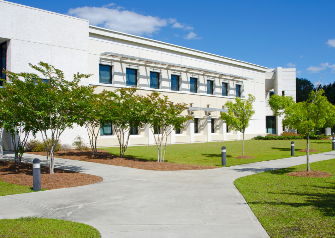 100 Best Community Colleges in America Stacker