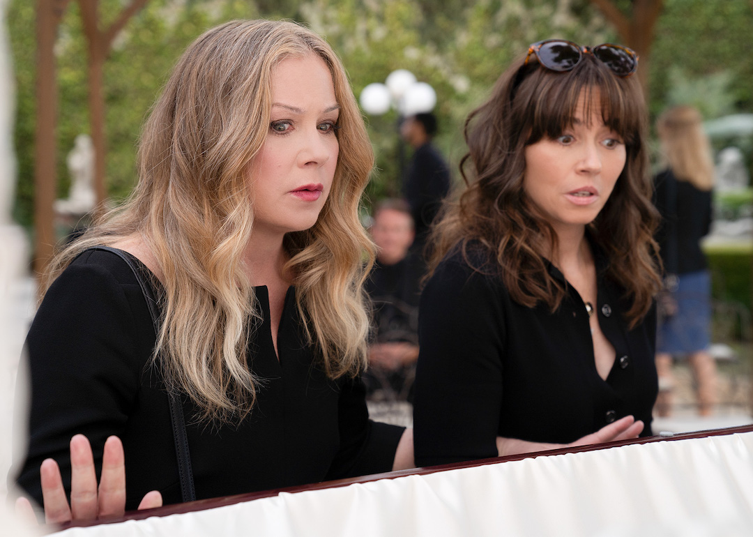 Christina Applegate and Linda Cardellini in the third season of Netflix's 'Dead to Me.'