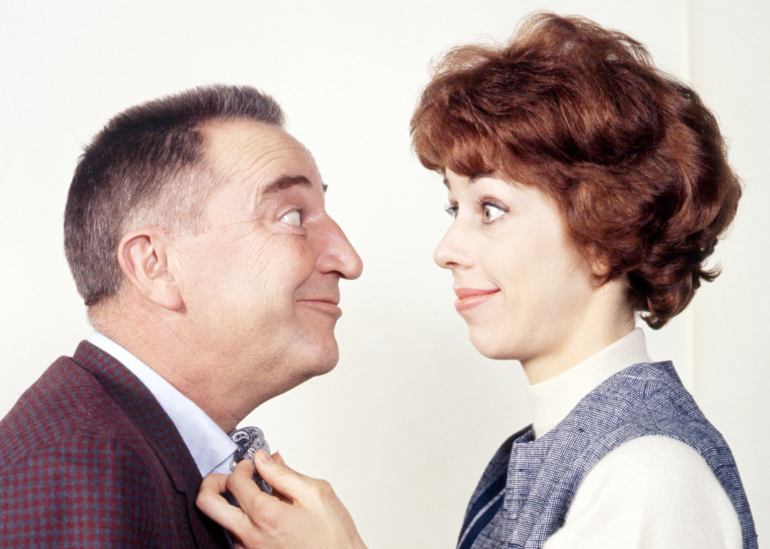 American actor and comedian Carol Burnett with her guest on 'The Carol Burnett Show', American actor and comedian George Gobel, circa 1967