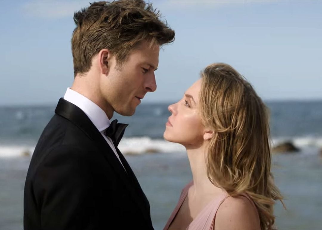 Actors Glen Powell and Sydney Sweeney in 'Anyone But You.'