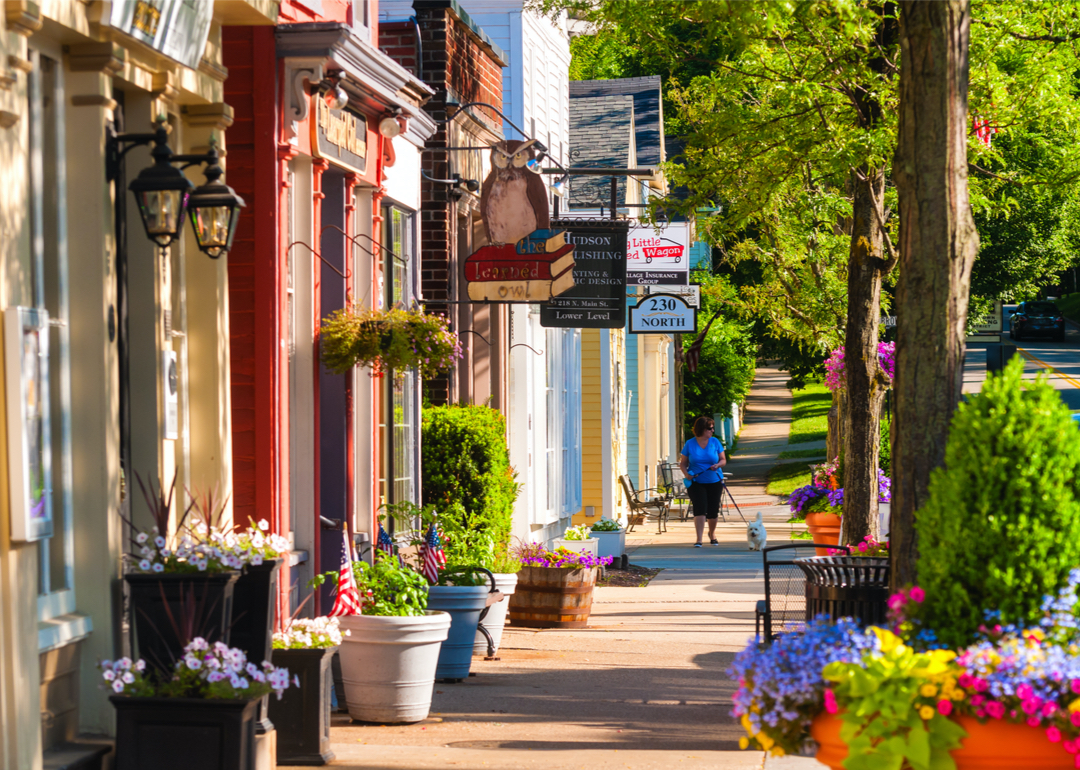 What Businesses Thrive In Small Towns