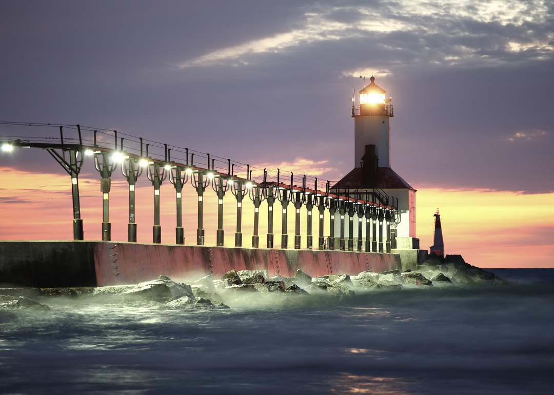 January In Indiana Warmest and Coldest January in LaPorte County, Indiana History | Stacker