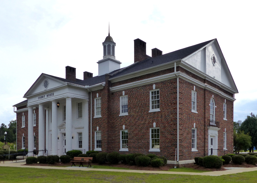 Warmest and Coldest January in Calhoun County, History Stacker