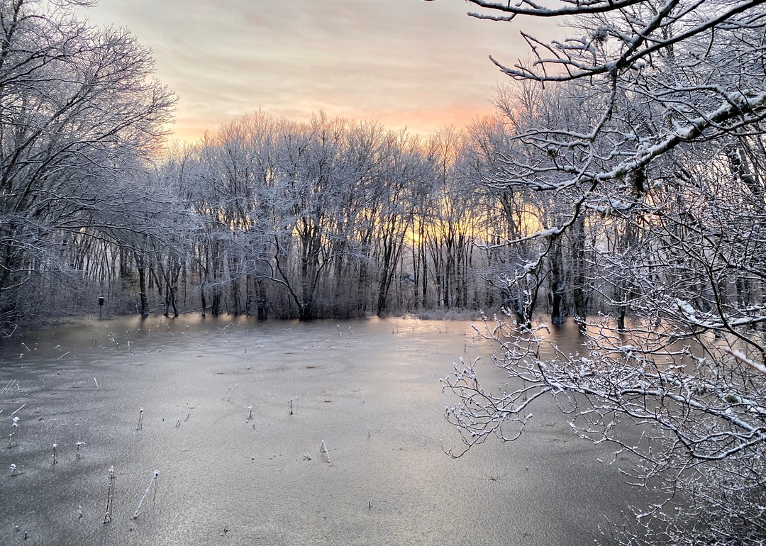 See the Most Extreme Temperatures in Rhode Island History Stacker