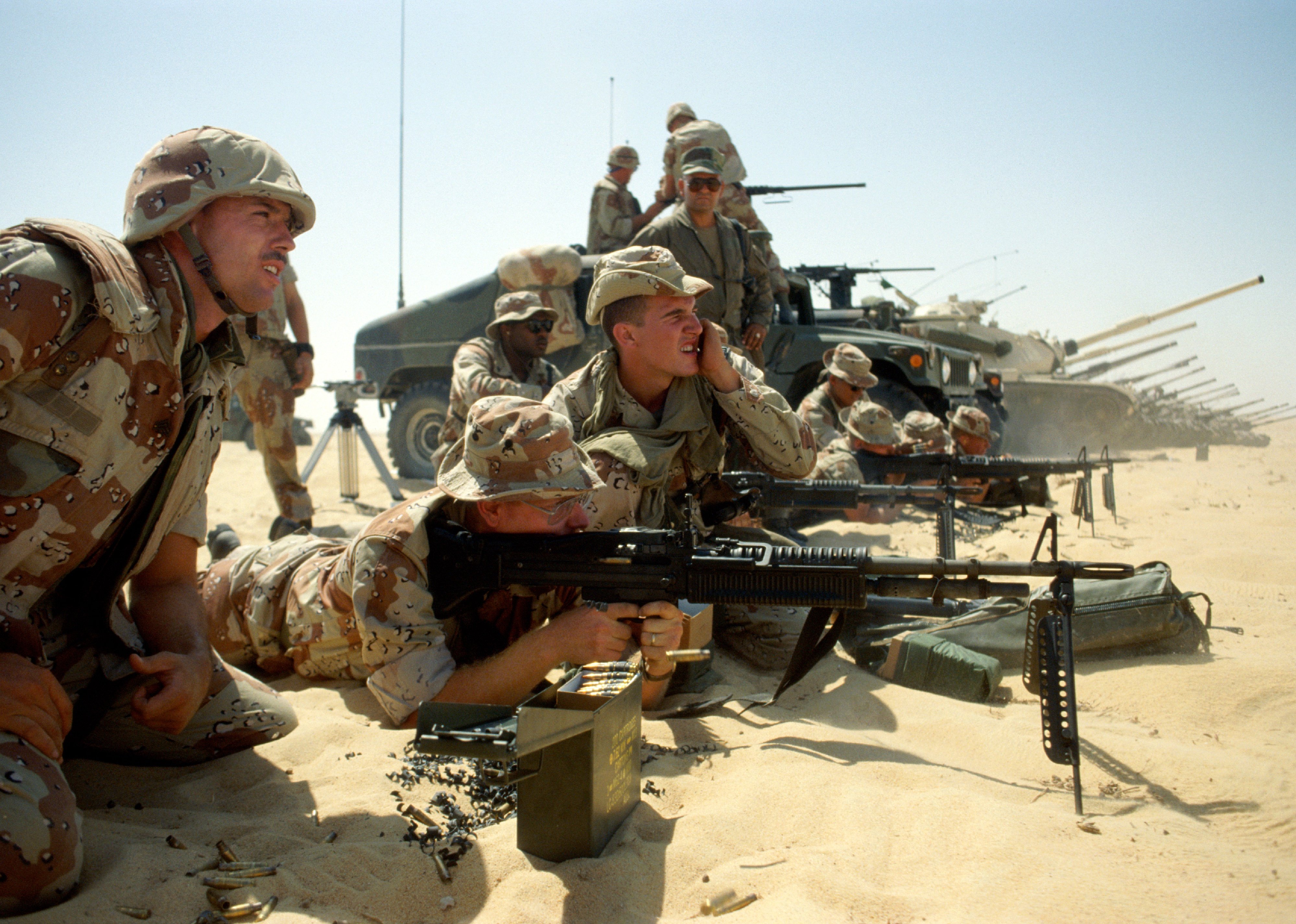 US forces carry out a live firing exercise in the Saudi desert.