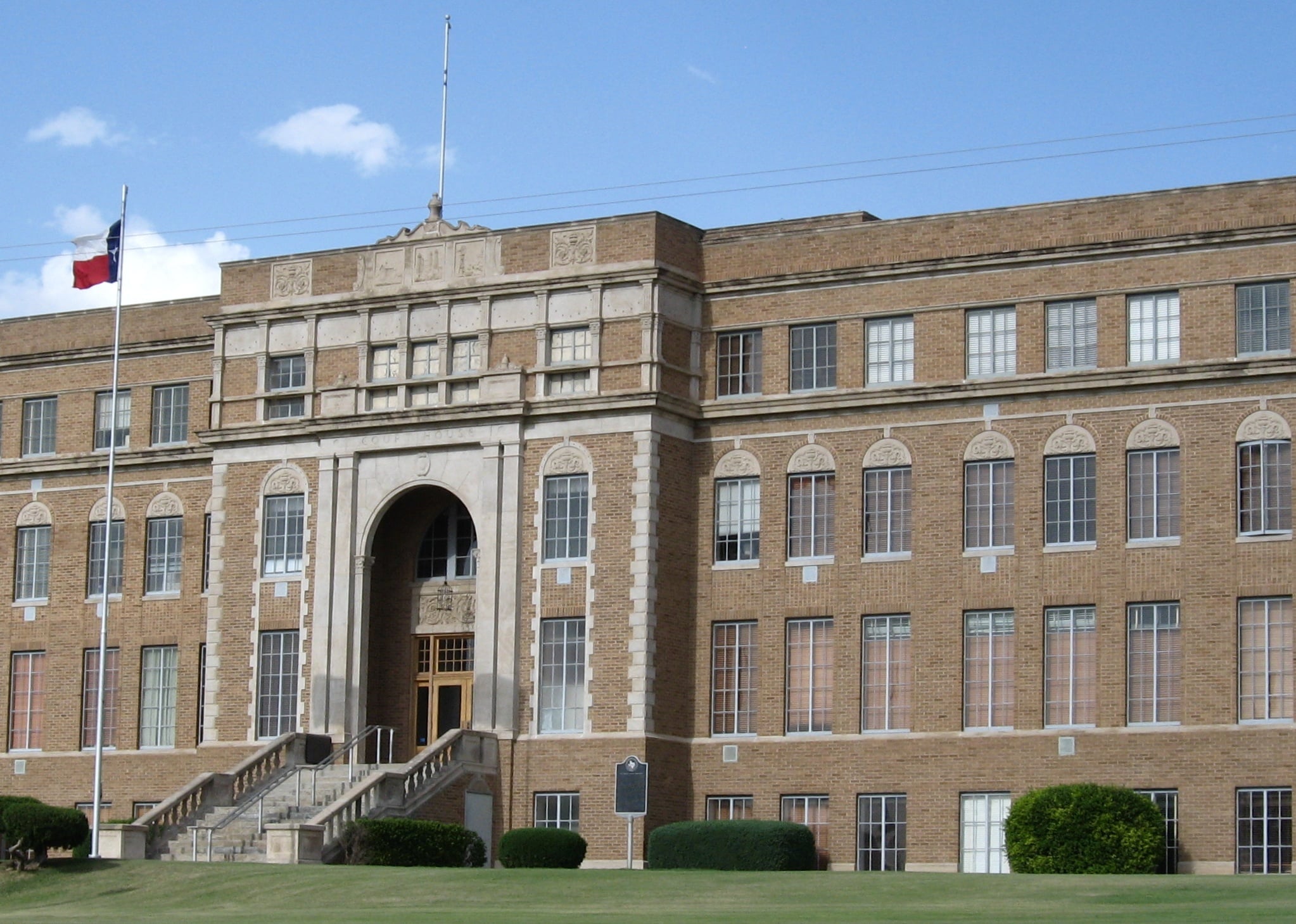 Where People in Hutchinson County, TX Are Moving to Most Stacker