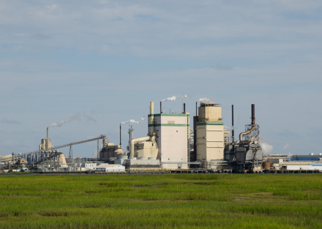 17 of People Live Near Toxic Release Facilities—here's How It Breaks