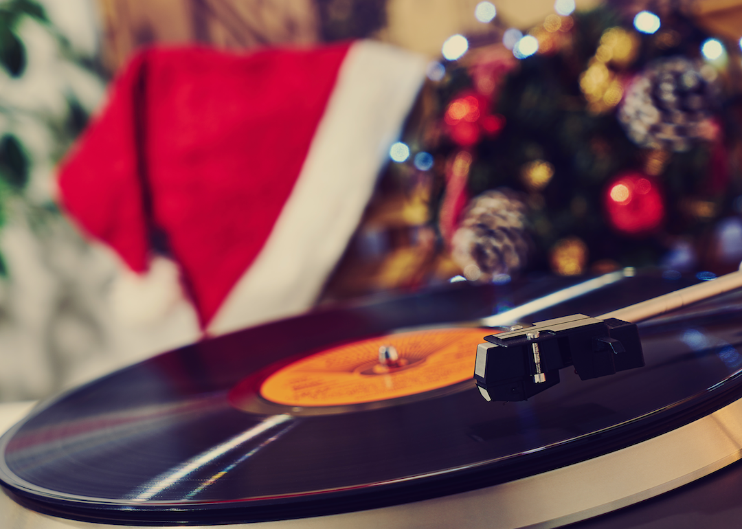 Red Disk Christmas 2022 15 Unconventional Christmas Albums From The Past 50 Years | Stacker