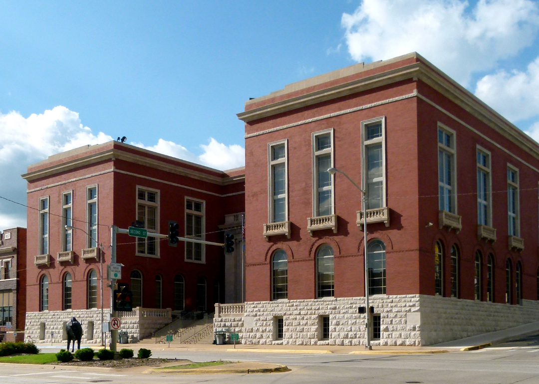 Warmest and Coldest January in Pittsburg County, Oklahoma History Stacker