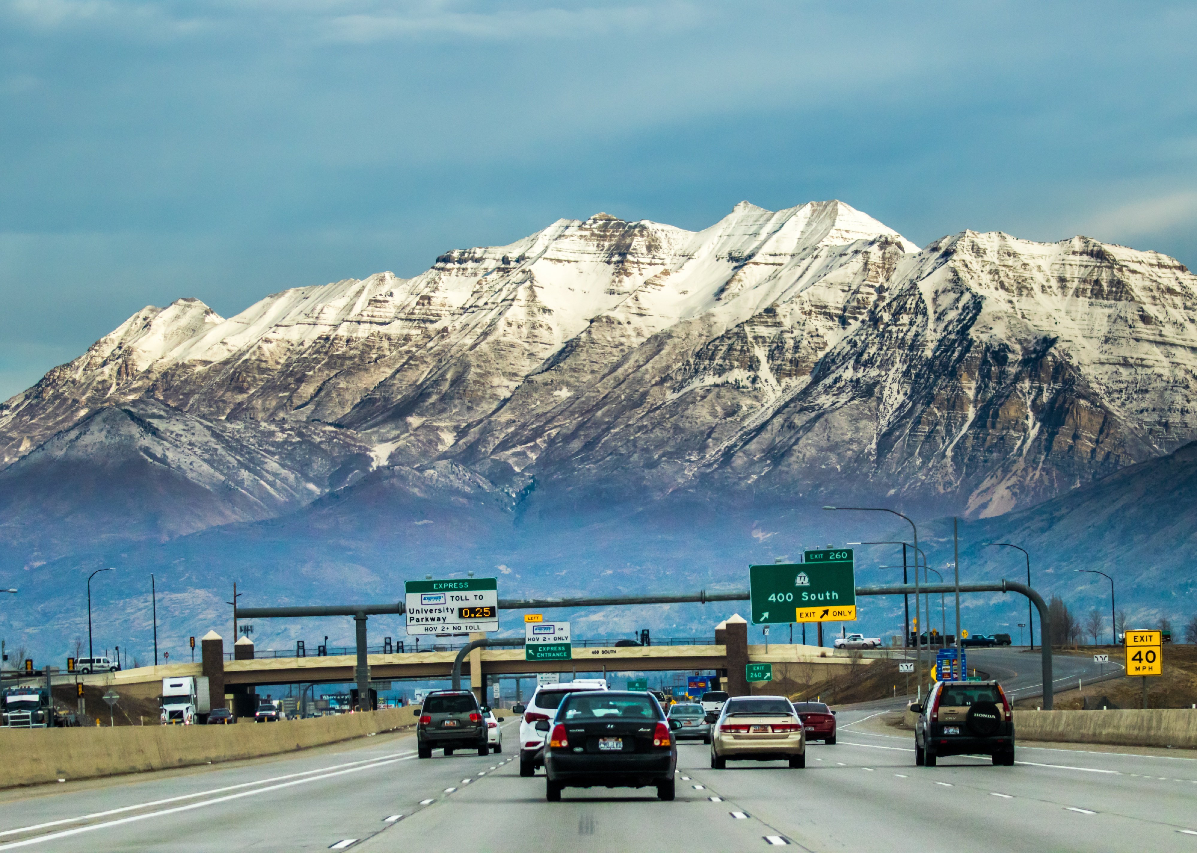 Interstate Highway 15 in Provo with Mount Timpanogos in background.