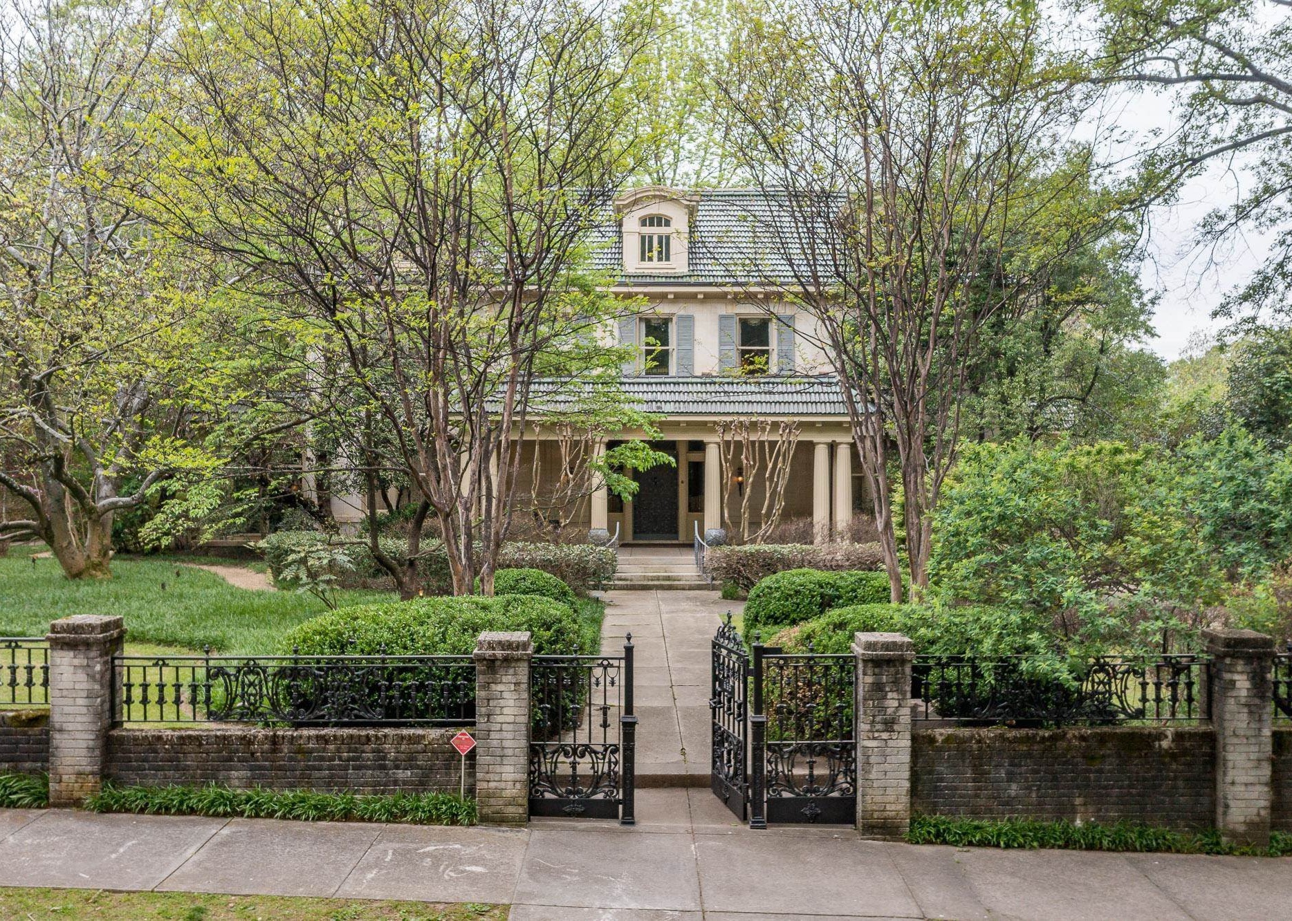 Most Expensive Homes for Sale in Memphis | Stacker