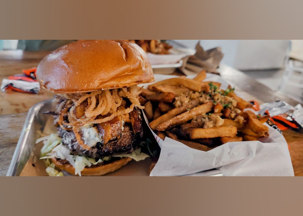 Highest rated Restaurants for Burgers in Santa Cruz According to