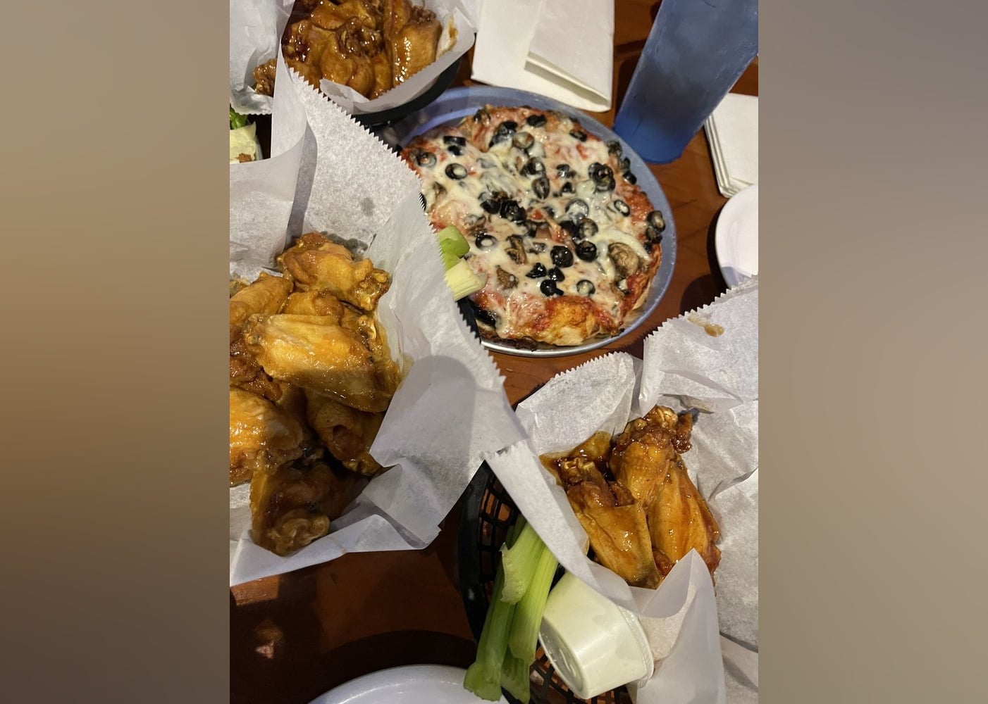 Highestrated Restaurants for Chicken Wings in Omaha, According to Yelp