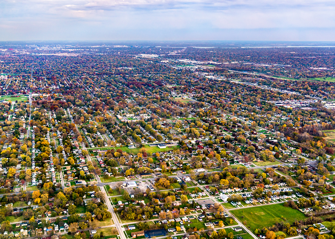 The 10 most affordable and most expensive US cities to buy a house ...