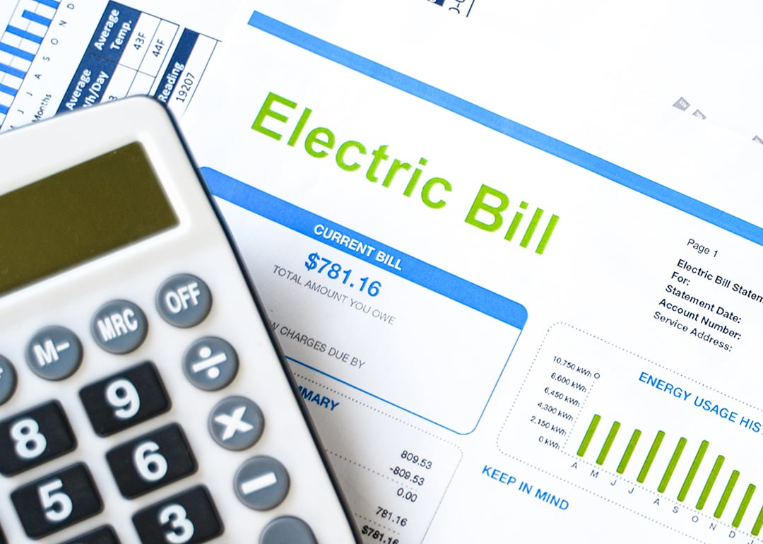 10 steps to lower your electric bill this year: A home energy shopping checklist