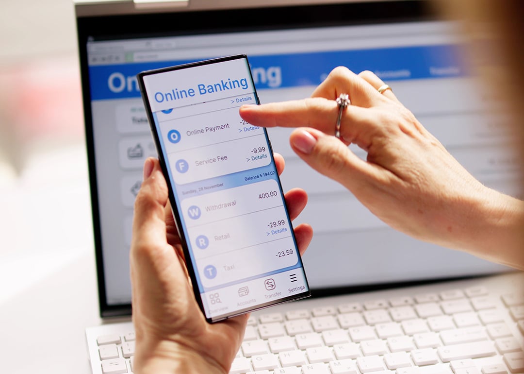 Are online banks safe? 6 security tips for banking online