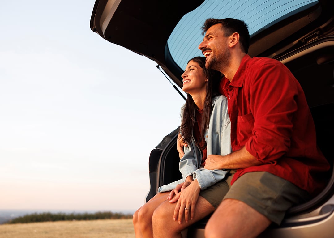 How to travel this summer on a budget