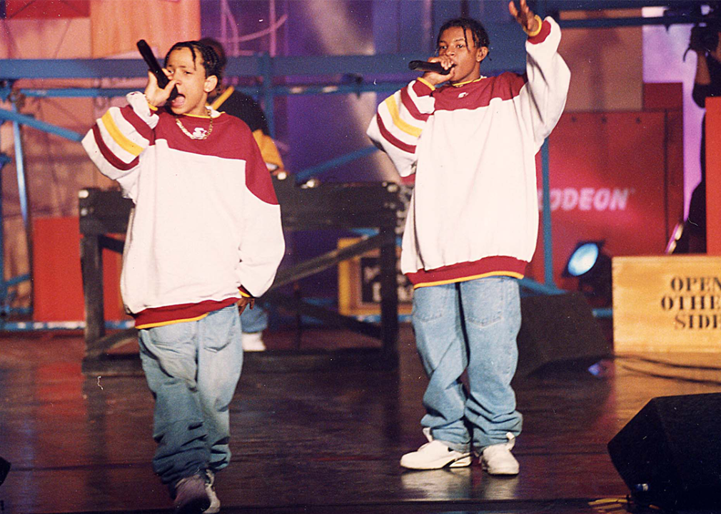 Kris Kross performing during the 1993 Kid's Choice Awards.