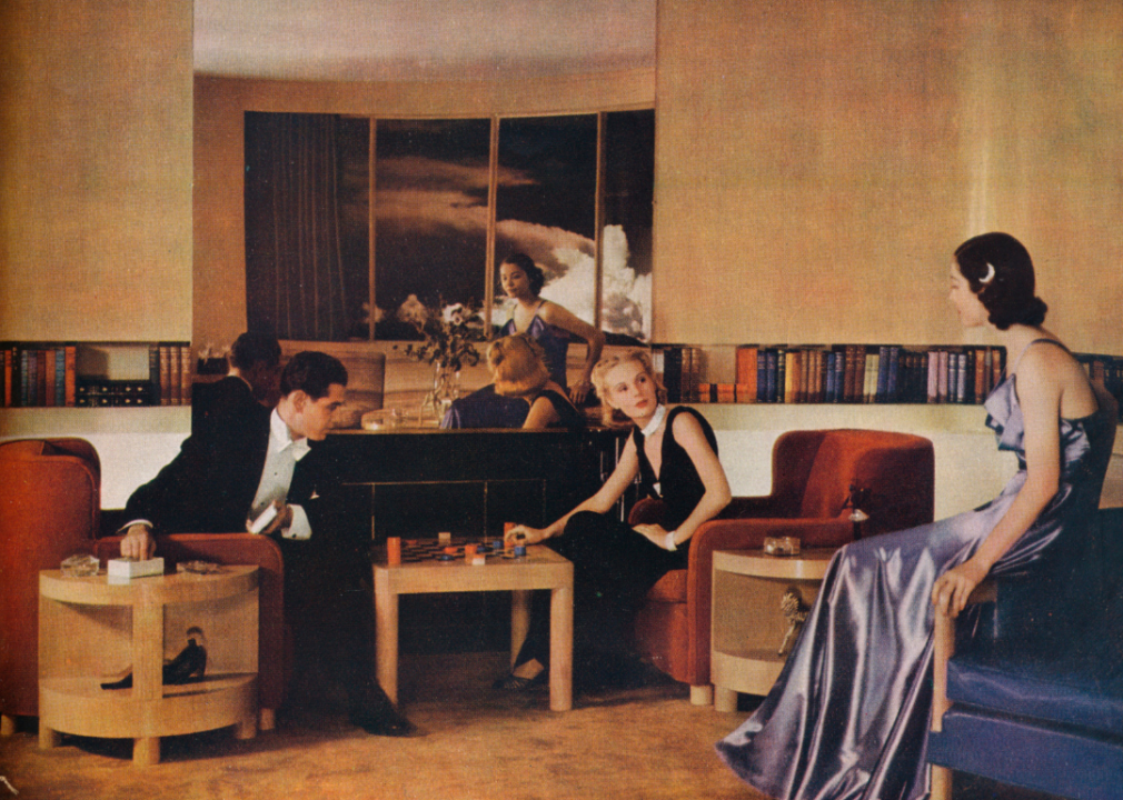 Illustration of a living room designed by Paul MacAlister.