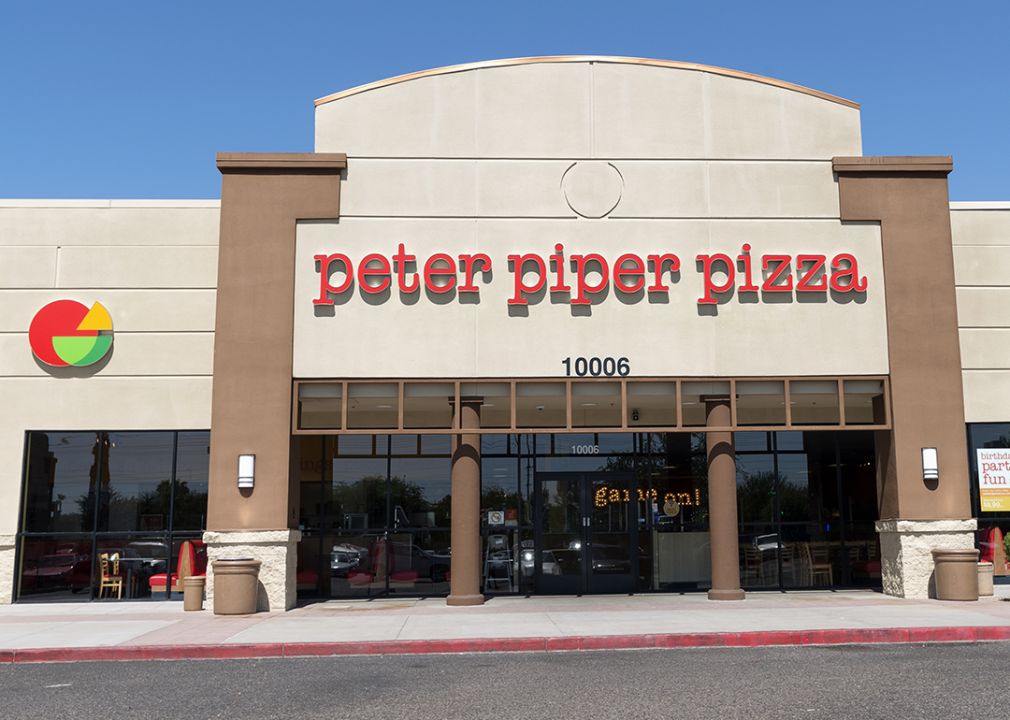 The exterior of a Peter Piper Pizza restaurant.