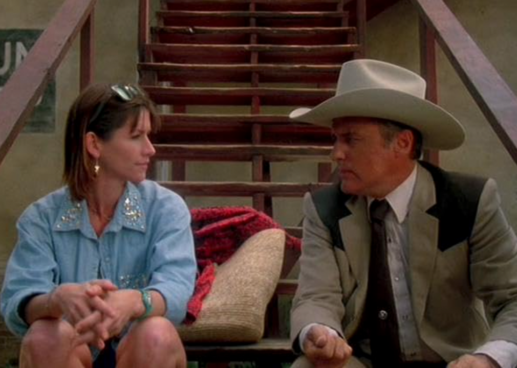 #31. The Texas Chainsaw Massacre 2 (1986) Dennis Hopper and Caroline Williams in ‘The Texas Chainsaw Massacre 2’.