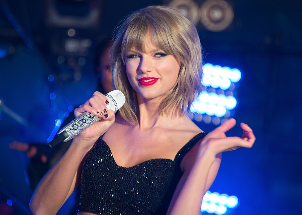 Taylor Swift performs during New Year's Eve 2015 in Times Square.