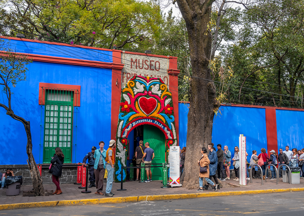 People wait in line to visit Casa Azul in Mexico City.