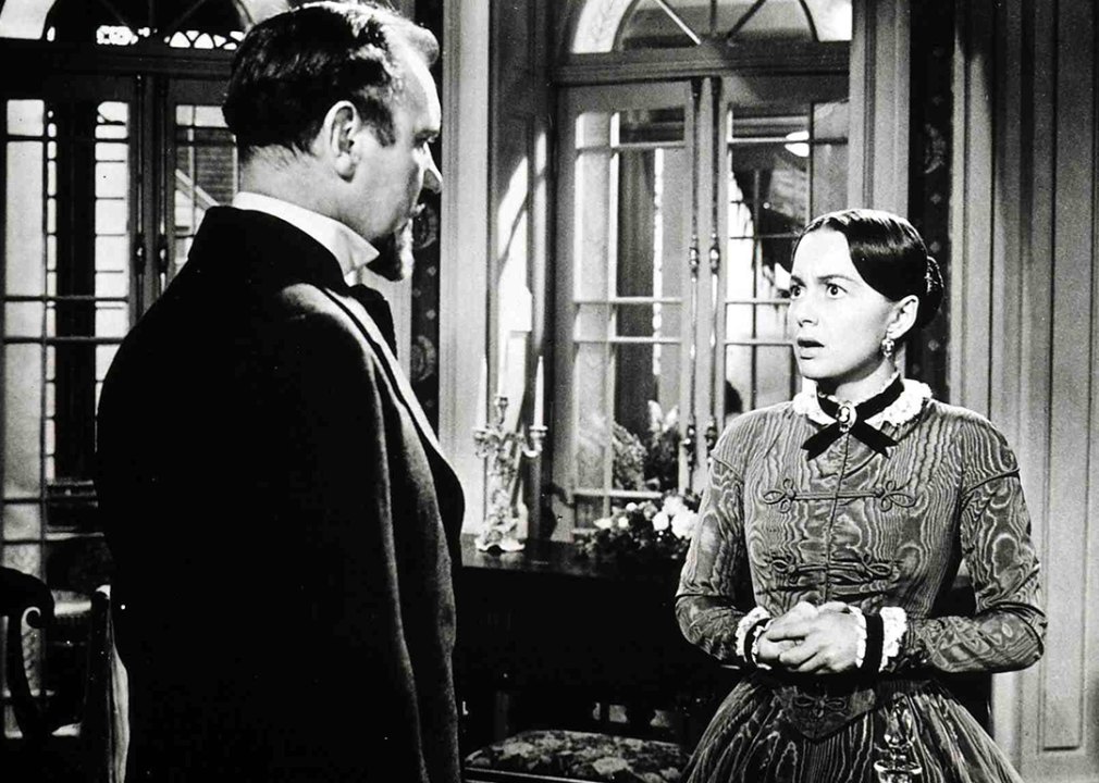 Olivia De Havilland and Ralph Richardson in ‘The Heiress’.