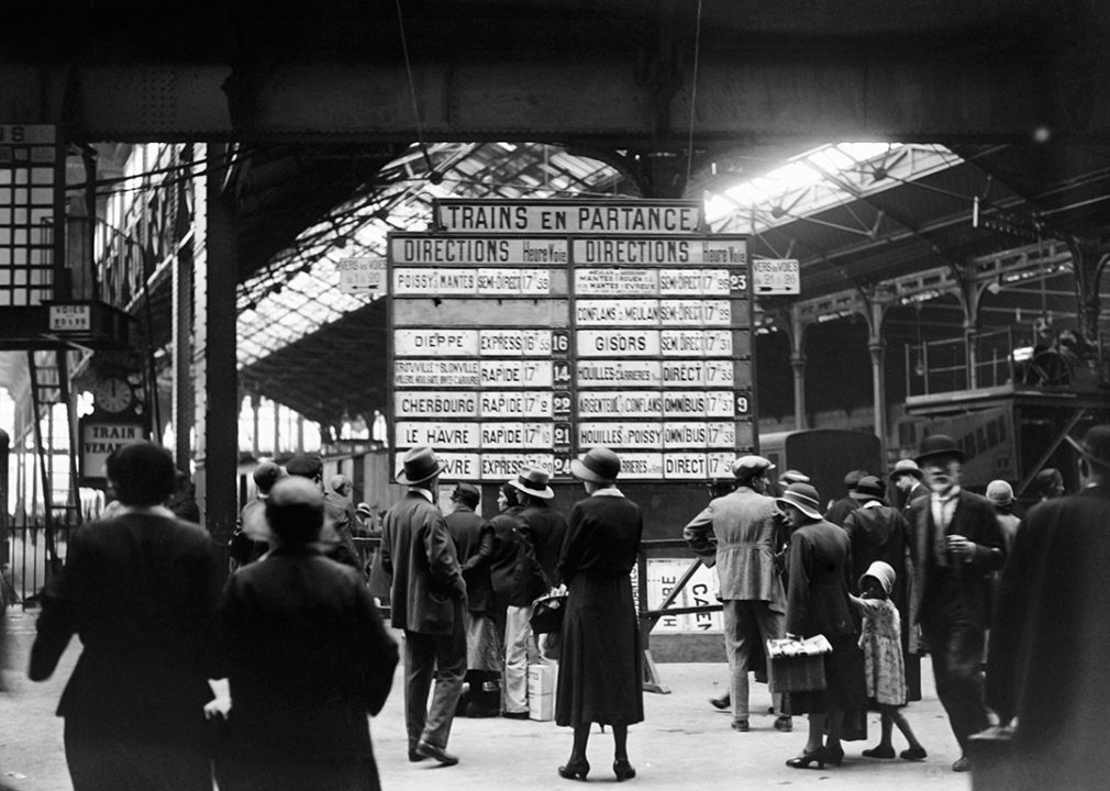 Summer holiday departure at the Gare St Lazare.