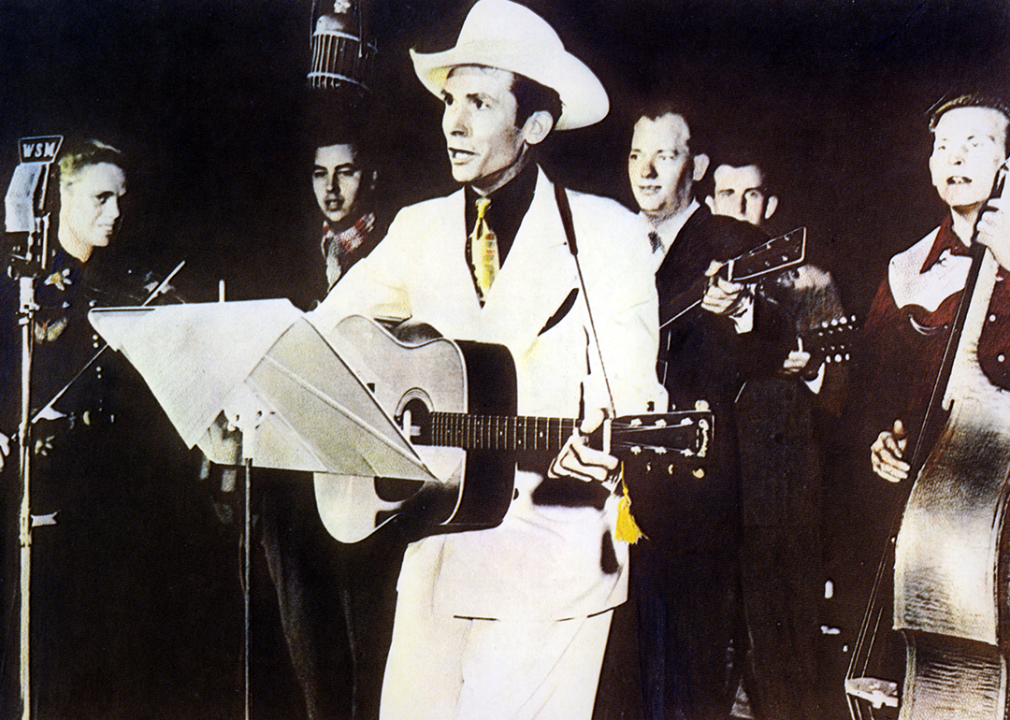 Hank Williams performing with the Drifting Cowboys.
