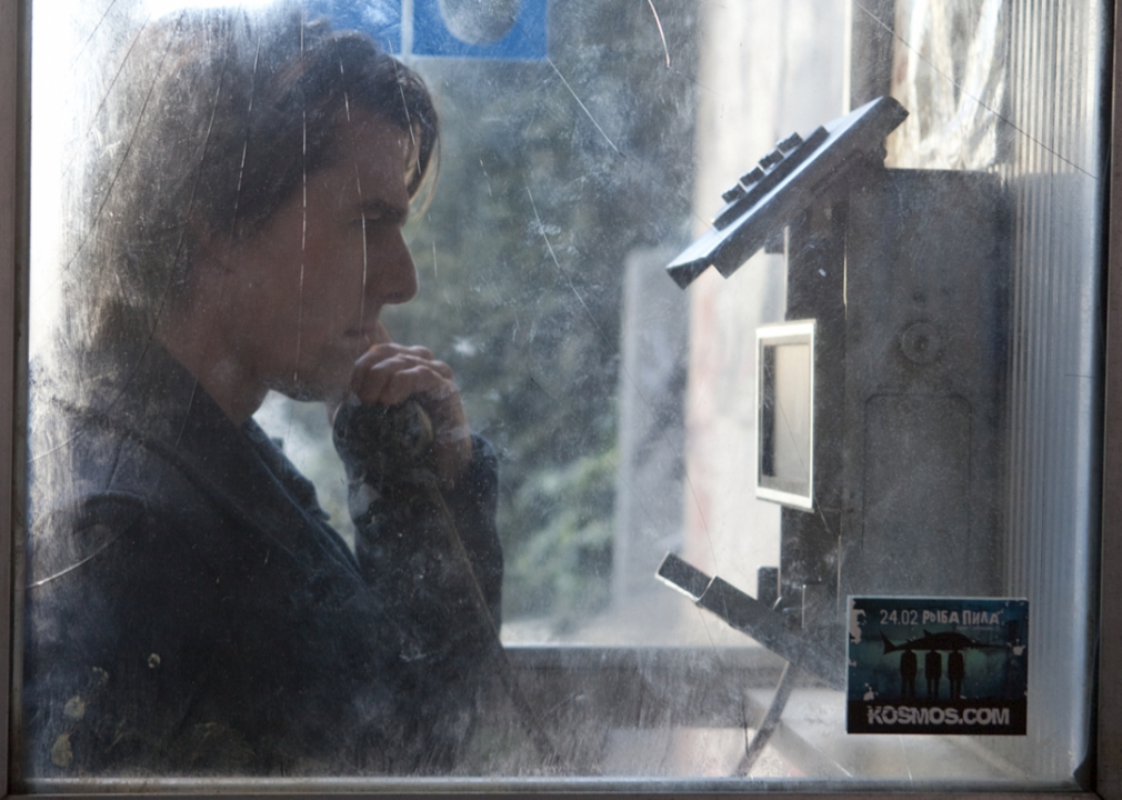 Tom Cruise on pay phone in ‘Mission: Impossible -- Ghost Protocol'