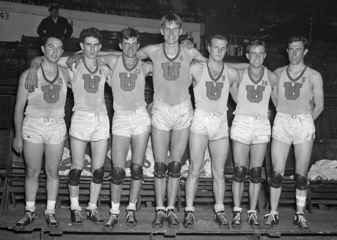 Members of 1936 US Olympic Basketball Team pose for photo.