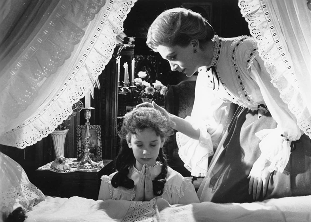 Deborah Kerr and Pamela Franklin in a scene from ‘The Innocents’.