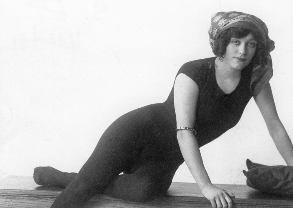 Portrait of Annette Kellerman wearing a swimsuit.