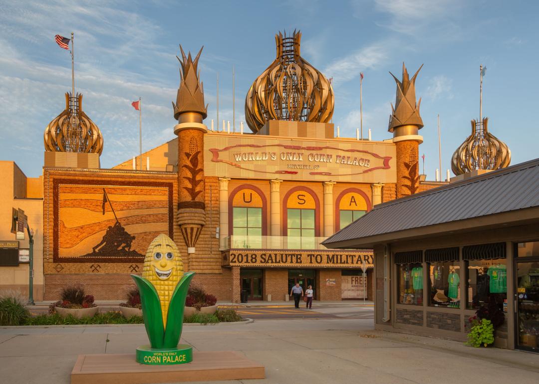 Corn Palace exterior.