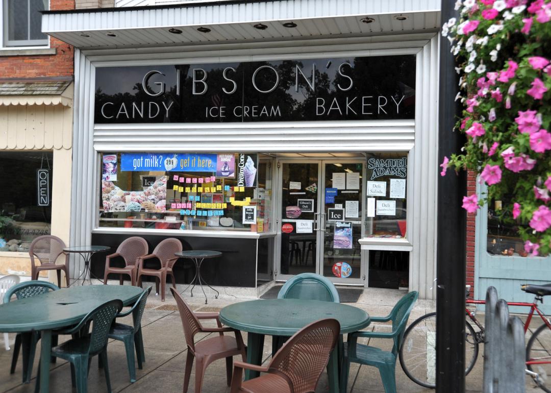 Exterior of Gibson’s Bakery in Oberlin