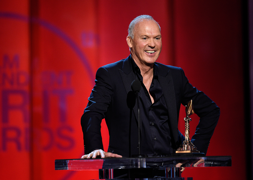 Michael Keaton accepts Best Male Lead for 