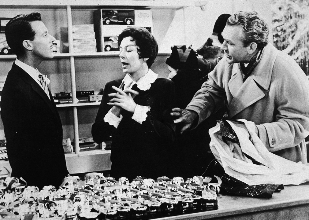 Rosalind Russell, Chris Alexander and Forest Tucker in ‘Auntie Mame’.