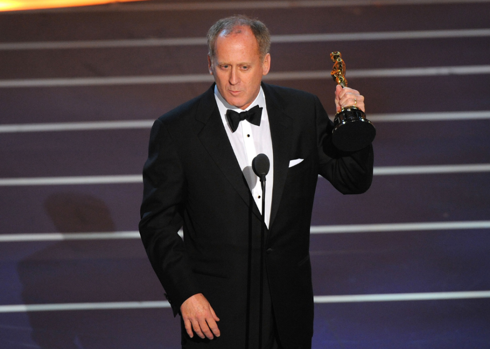 Robert Elswit accepts Academy Award