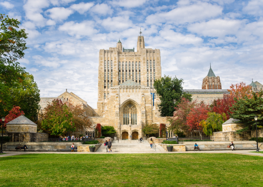 Sterling Memorial Library at Yale University