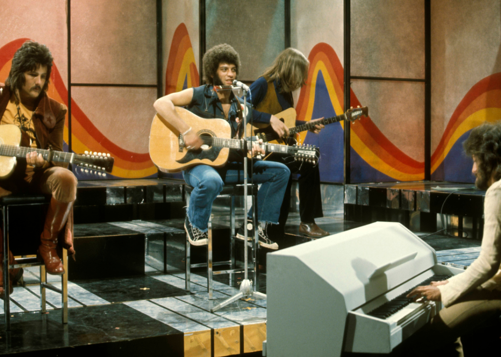 Mungo Jerry perform on TV show