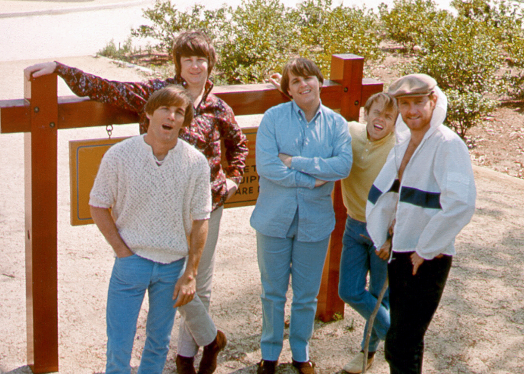 Dennis Wilson, Brian Wilson, Carl Wilson, Al Jardine and Mike Love pose for a portrait.