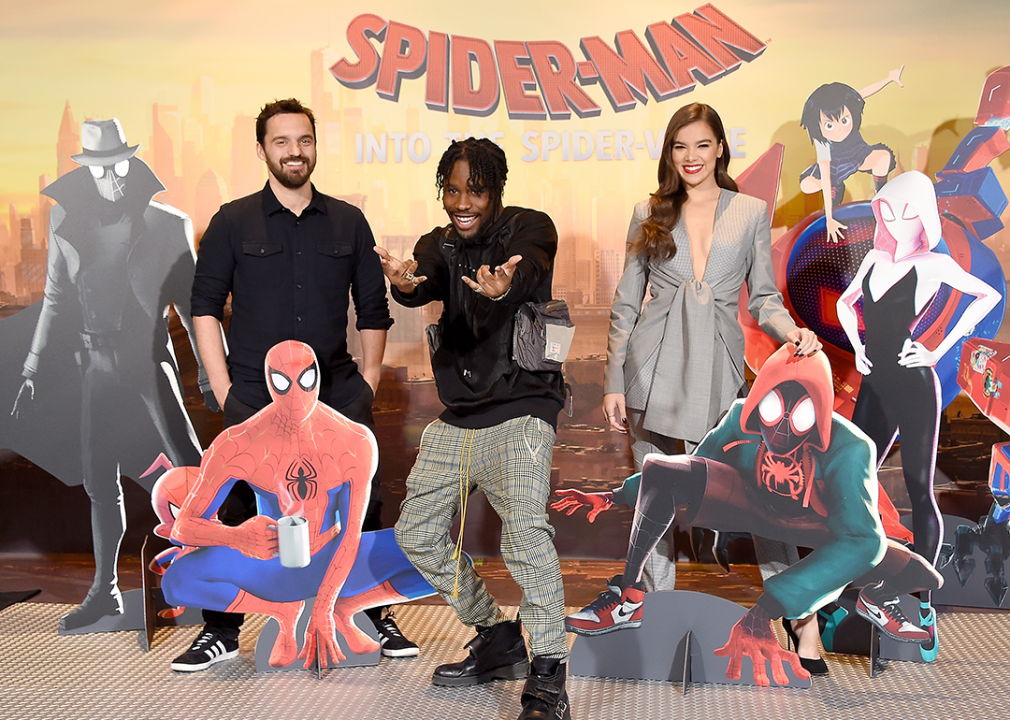 Jake Johnson, Shameik Moore and Hailee Steinfeld pose at "Spider-Man: Into The Spider-Verse" promotional event.