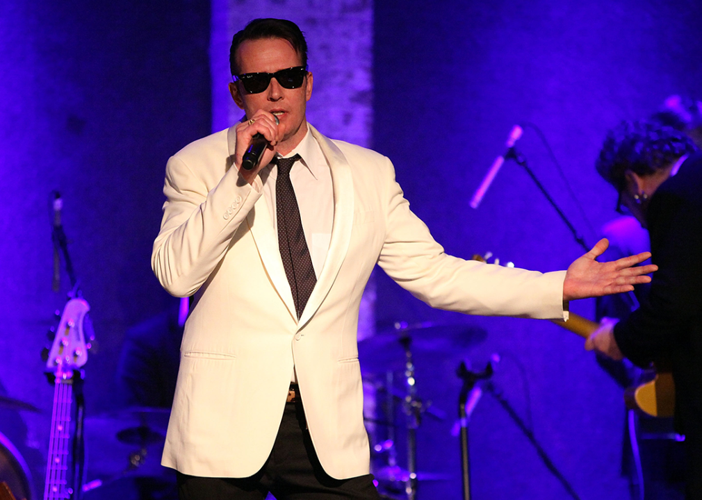Scott Weiland performs at the City Winery.