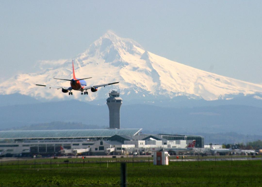 Plane landing at Portland Oregon.