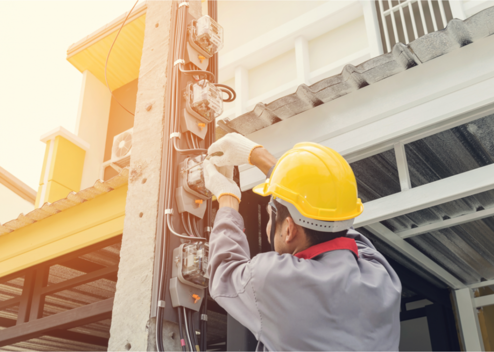 #46. Electricians