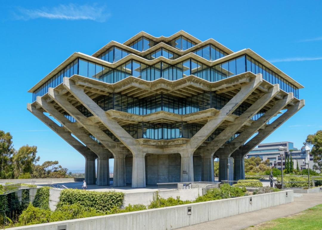An exterior view of Geisel Library on the UCSD campus