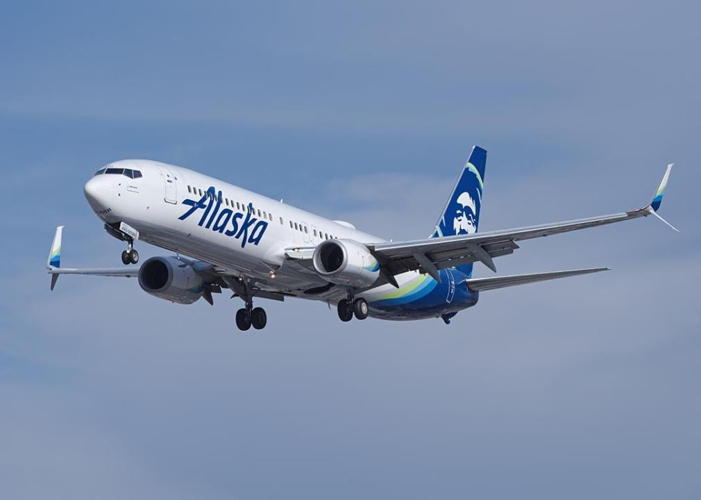 2023 Alaska Airlines Boeing 737 MAX 9 shown on final approach to Los Angeles International Airport.